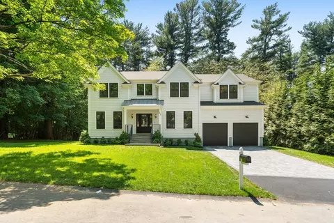 22 Constitution Rd, Lexington, MA 02421