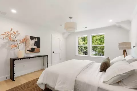 Bedroom - 22 Constitution Rd, Lexington, MA 02421 photo 5 of 7