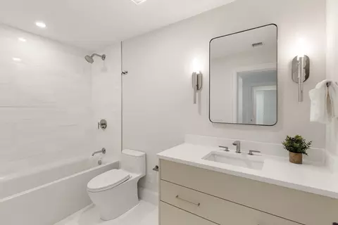 Bath - 22 Constitution Rd, Lexington, MA 02421 photo 5 of 6