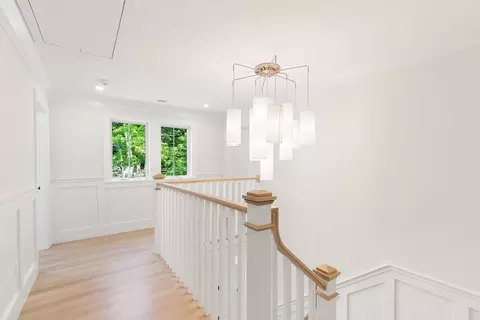 Entry Way - 22 Constitution Rd, Lexington, MA 02421 photo 3 of 4