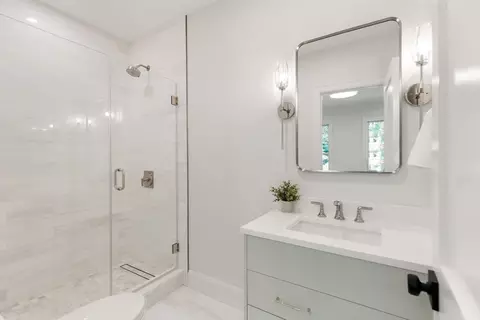 Bath - 22 Constitution Rd, Lexington, MA 02421 photo 1 of 6