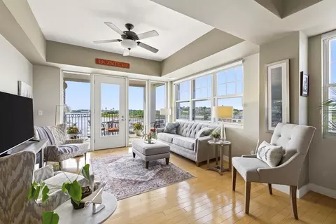 550 Pleasant St #411, Winthrop, MA 02152