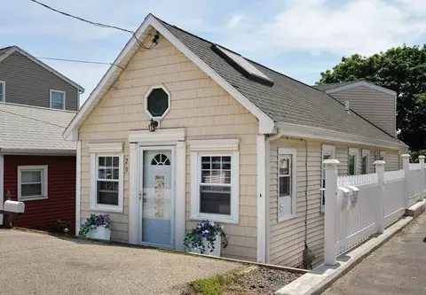 Exterior - 20 Hillside Rd, Hull, MA 02045 photo 1 of 3