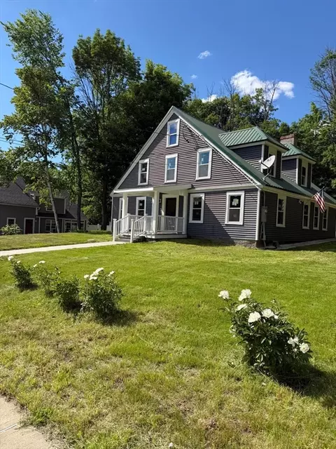 Exterior - 18 Main St, Ashburnham, MA 01430 photo 2 of 3