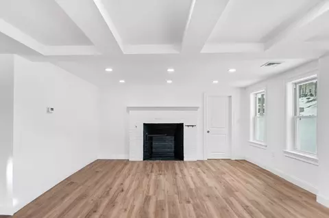 Living - 18 Main St, Ashburnham, MA 01430 photo 3 of 7