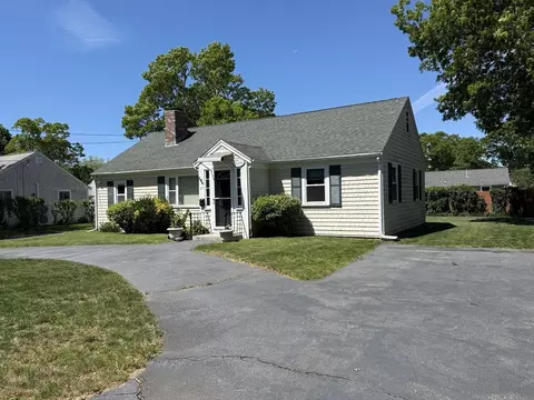 77 Pine Grove Rd, Yarmouth, MA 02664