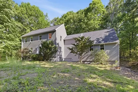 18 N Common Rd, Westminster, MA 01473