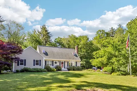 859 Union St, East Bridgewater, MA 02333