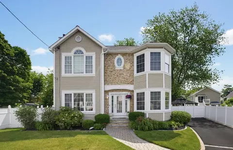 10 Mayhew Slip, Milford, MA 01757