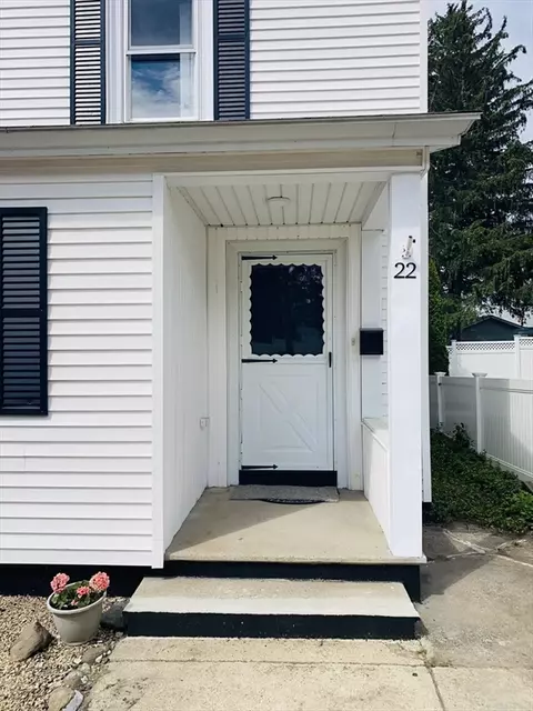 22 Front St, Clinton, MA 01510 photo 4
