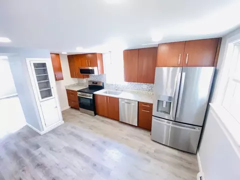 22 Front St, Clinton, MA 01510 photo 8