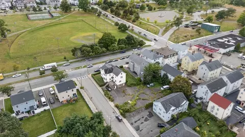 420 Bradford Ave, Fall River, MA 02721 photo 33