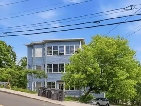 560 Pleasant, Gardner, MA 01440