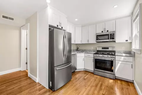 11 8th #2, Cambridge, MA 02141 photo 14