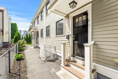 11 8th #1, Cambridge, MA 02141