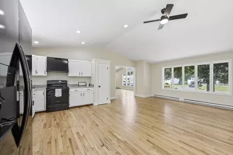 5 Kurtz St, Chicopee, MA 01013 photo 23