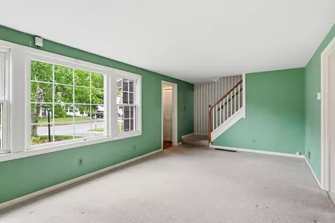 Living - 47 Fenway Dr, Springfield, MA 01119 photo 1 of 4
