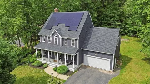 150 Samuel Dr, Whitinsville, MA 01588