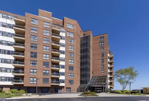 1 Seal Harbor Rd #815, Winthrop, MA 02152