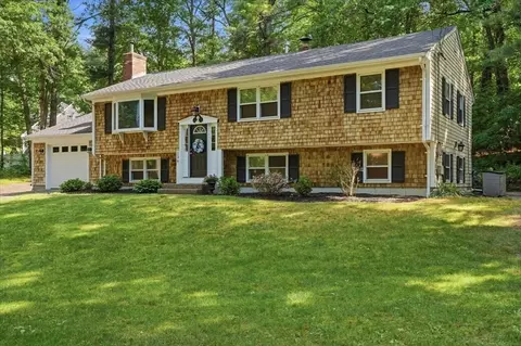 236 Pine St, Marshfield, MA 02050 photo 2