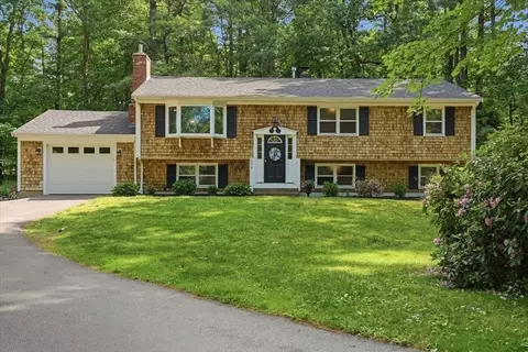 236 Pine St, Marshfield, MA 02050