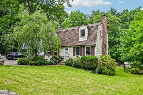 69 Gates St, Framingham, MA 01701