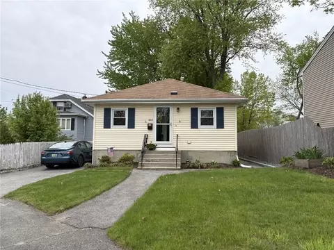 353 Massasoit, East Providence, RI 02914