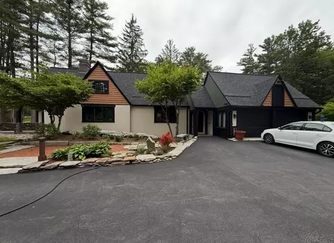272 Eastford Rd, Southbridge, MA 01550
