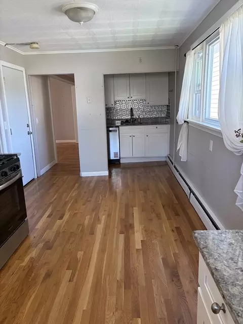 23 Waters Ave, Everett, MA 02149 photo 6