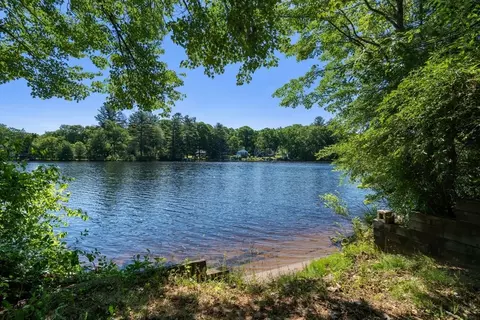 9 Westland Dr, Spencer, MA 01562