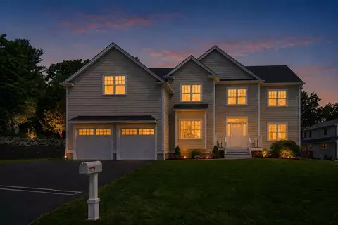 1 Highland Way # A, Burlington, MA 01803