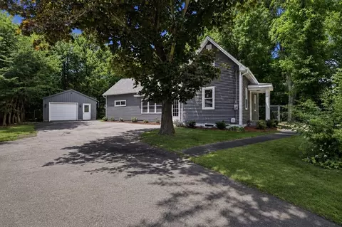 208 N Elm St, Northampton, MA 01060