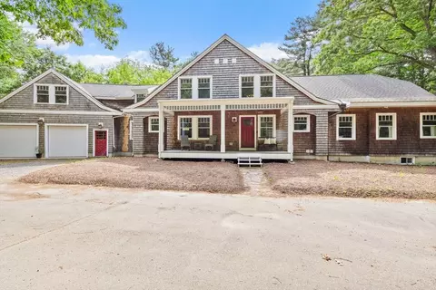 44 Granite St, Medway, MA 02053