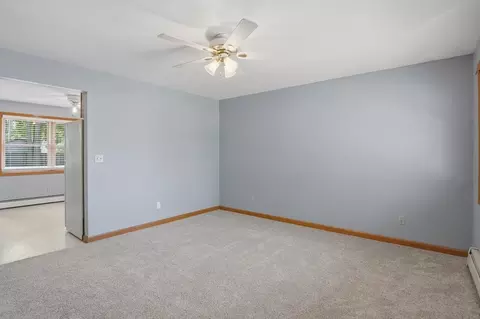 Living - 29 Rosella St, Springfield, MA 01118 photo 3 of 4