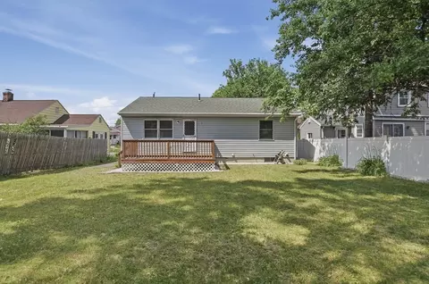 Exterior - 29 Rosella St, Springfield, MA 01118 photo 8 of 9