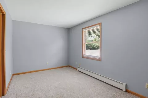 Bedroom - 29 Rosella St, Springfield, MA 01118 photo 7 of 9