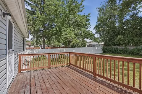 Exterior - 29 Rosella St, Springfield, MA 01118 photo 3 of 9