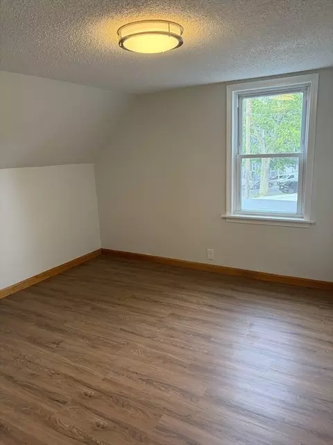 52 Harrison St, Worcester, MA 01604 photo 25