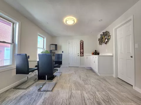 52 Harrison St, Worcester, MA 01604 photo 13