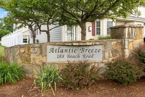 188 Beach Rd #16, Salisbury, MA 01952