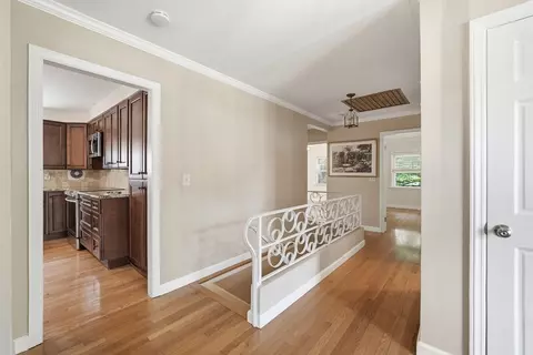 22 Maxdale Rd, Worcester, MA 01602 photo 3