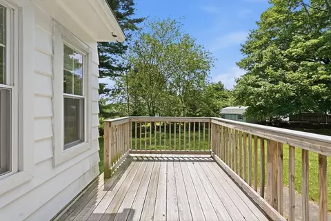 22 Maxdale Rd, Worcester, MA 01602 photo 14