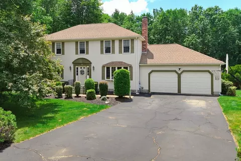 60 Forest View Dr, Millville, MA 01529