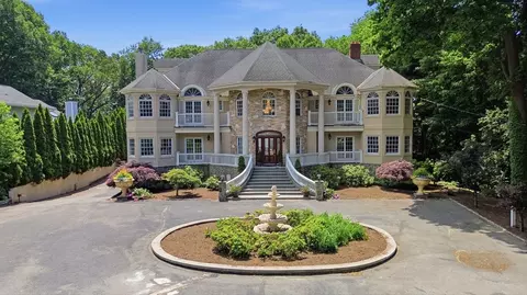 72 Charlemont St, Newton, MA 02461