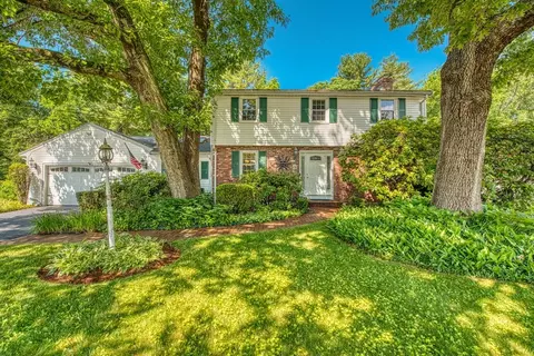 21 Tosca Dr, Brockton, MA 02301