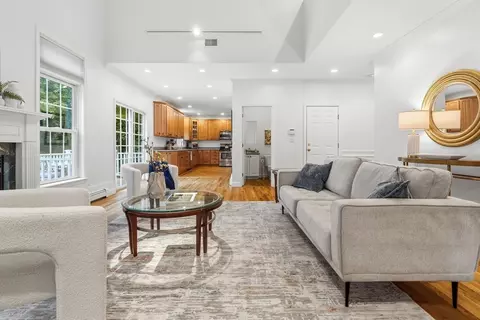 Entry Way - 876 Central Ave, Needham, MA 02492 photo 4 of 4