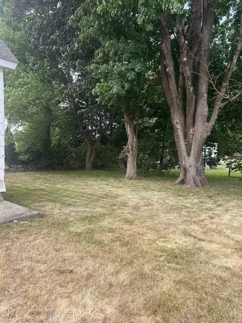 Exterior - 20 Summit Ave, Mansfield, MA 02048 photo 5 of 6