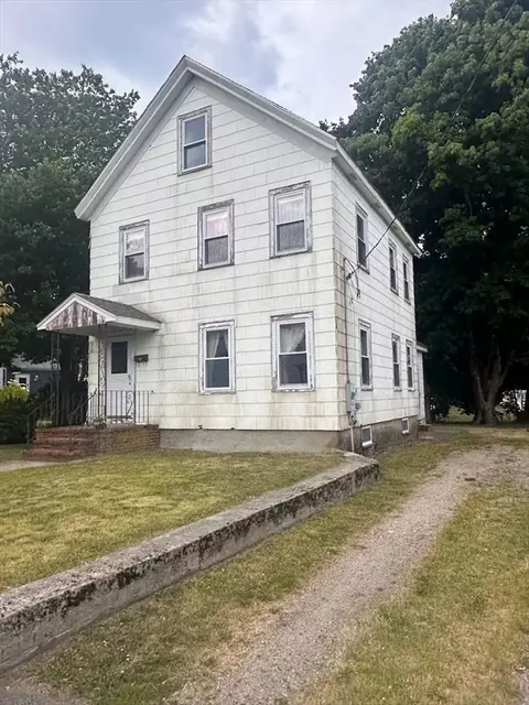 Exterior - 20 Summit Ave, Mansfield, MA 02048 photo 2 of 6