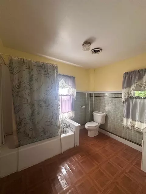 Bath - 20 Summit Ave, Mansfield, MA 02048 photo 2 of 2