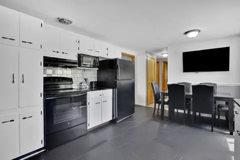 Kitchen - 135 Bulat Dr, Springfield, MA 01129 photo 2 of 8